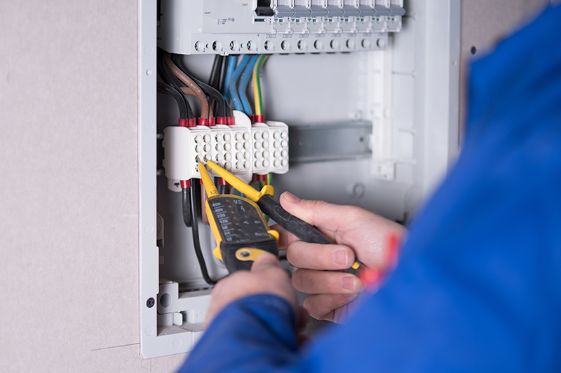 Emergency Electrician in Southampton Hampshire